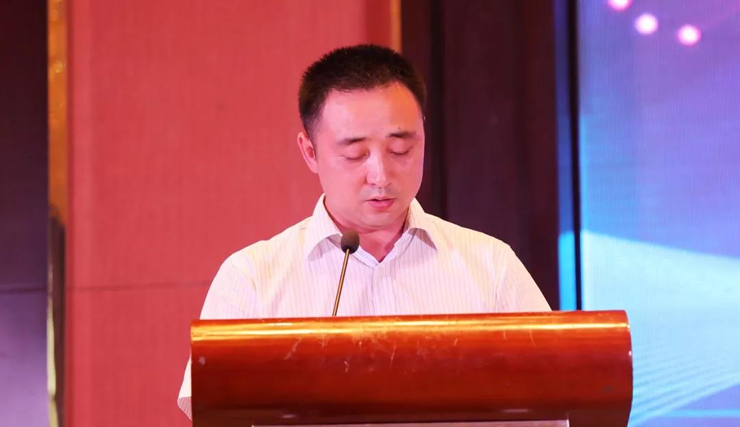 漢中分公司熊總做分享發言 漢中分公司熊總做分享發言