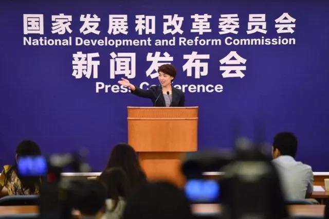 國家發改委政研室副主任、委新聞發言人孟瑋 國家發改委政研室副主任、委新聞發言人孟瑋