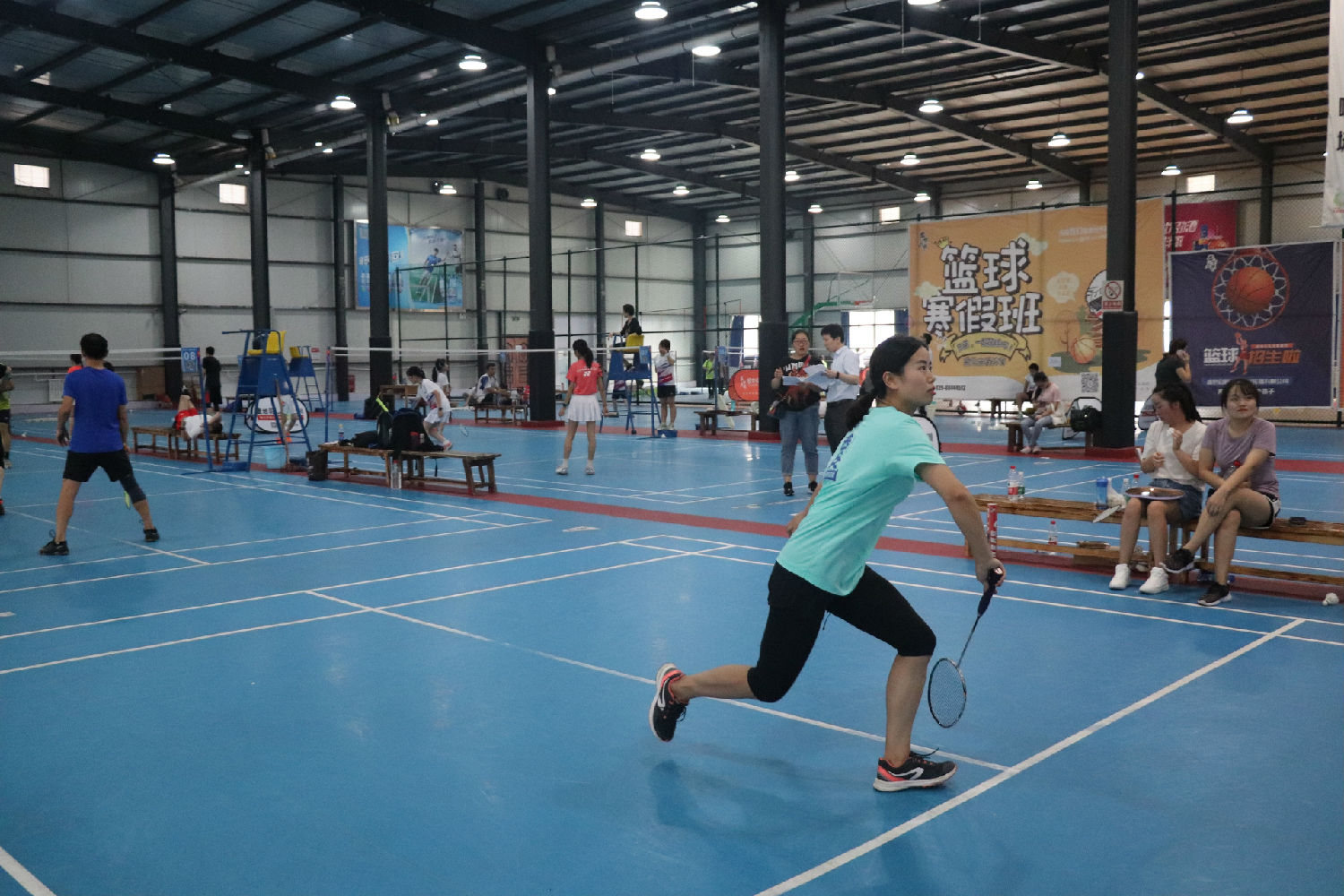 無(wú)羽倫比丨億誠(chéng)第五屆“團(tuán)結(jié)杯”羽毛球賽圓滿結(jié)束