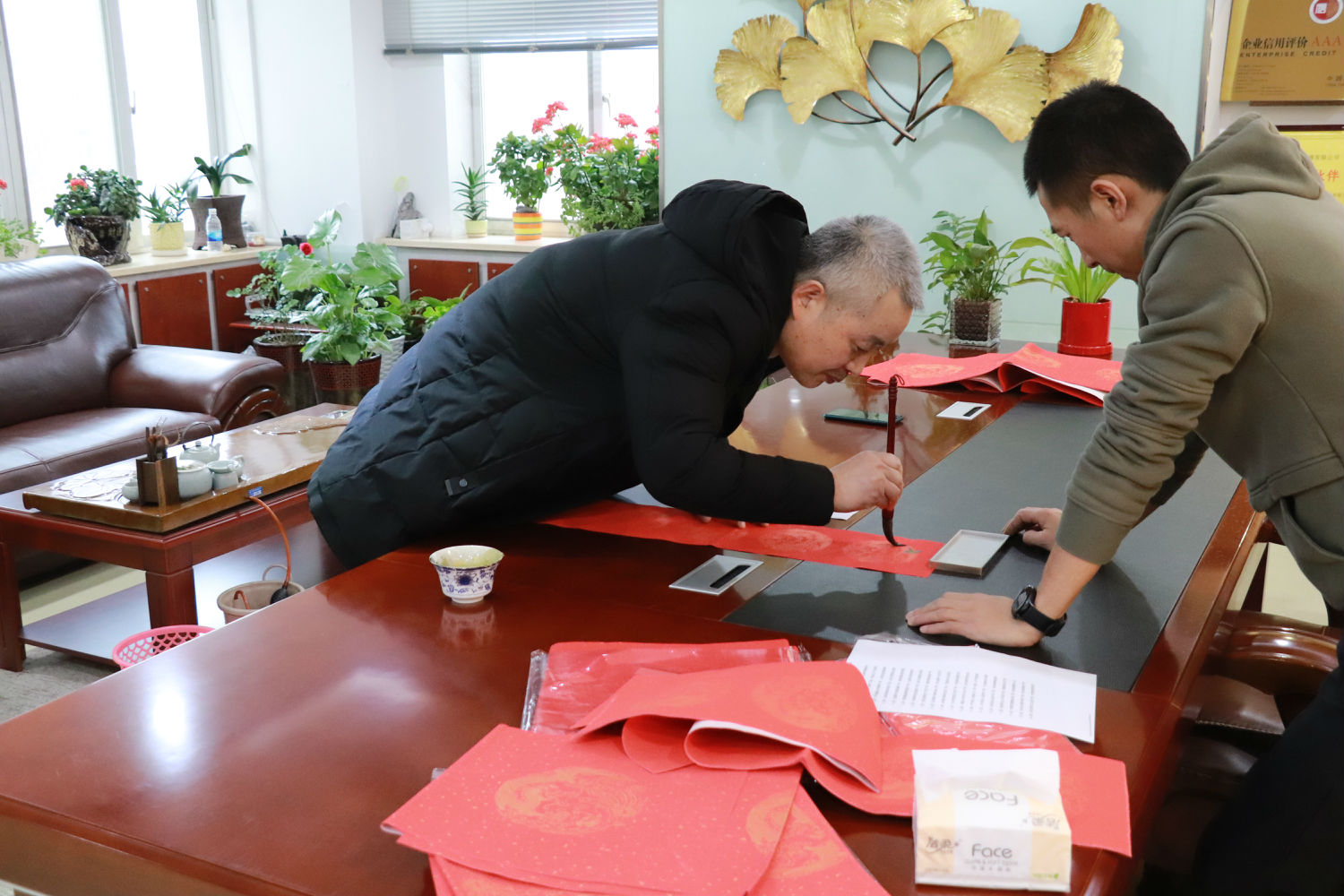 歡樂迎春納千祥,翰墨飄香送萬福 歡樂迎春納千祥,翰墨飄香送萬福