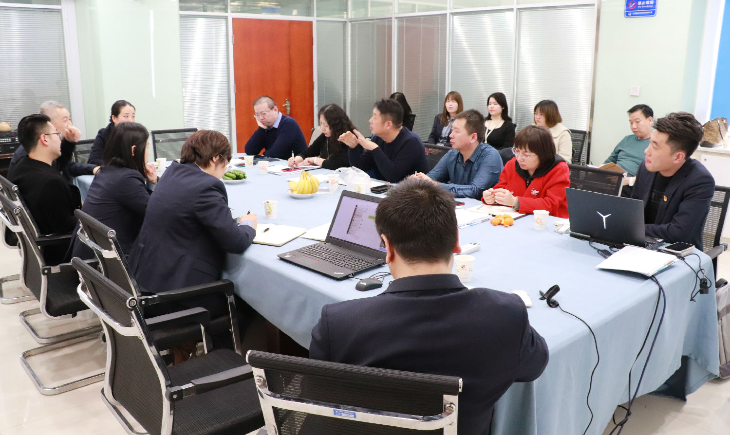 深化交流合作,攜手共謀發展 深化交流合作,攜手共謀發展