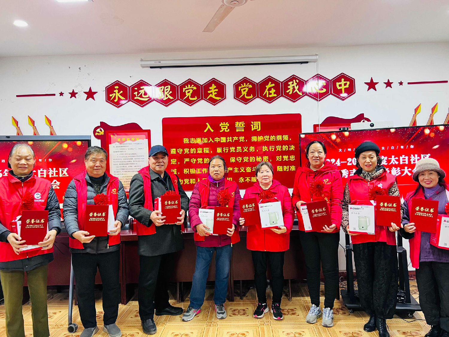 人大代表助力3?5表彰志愿，傳承雷鋒精神